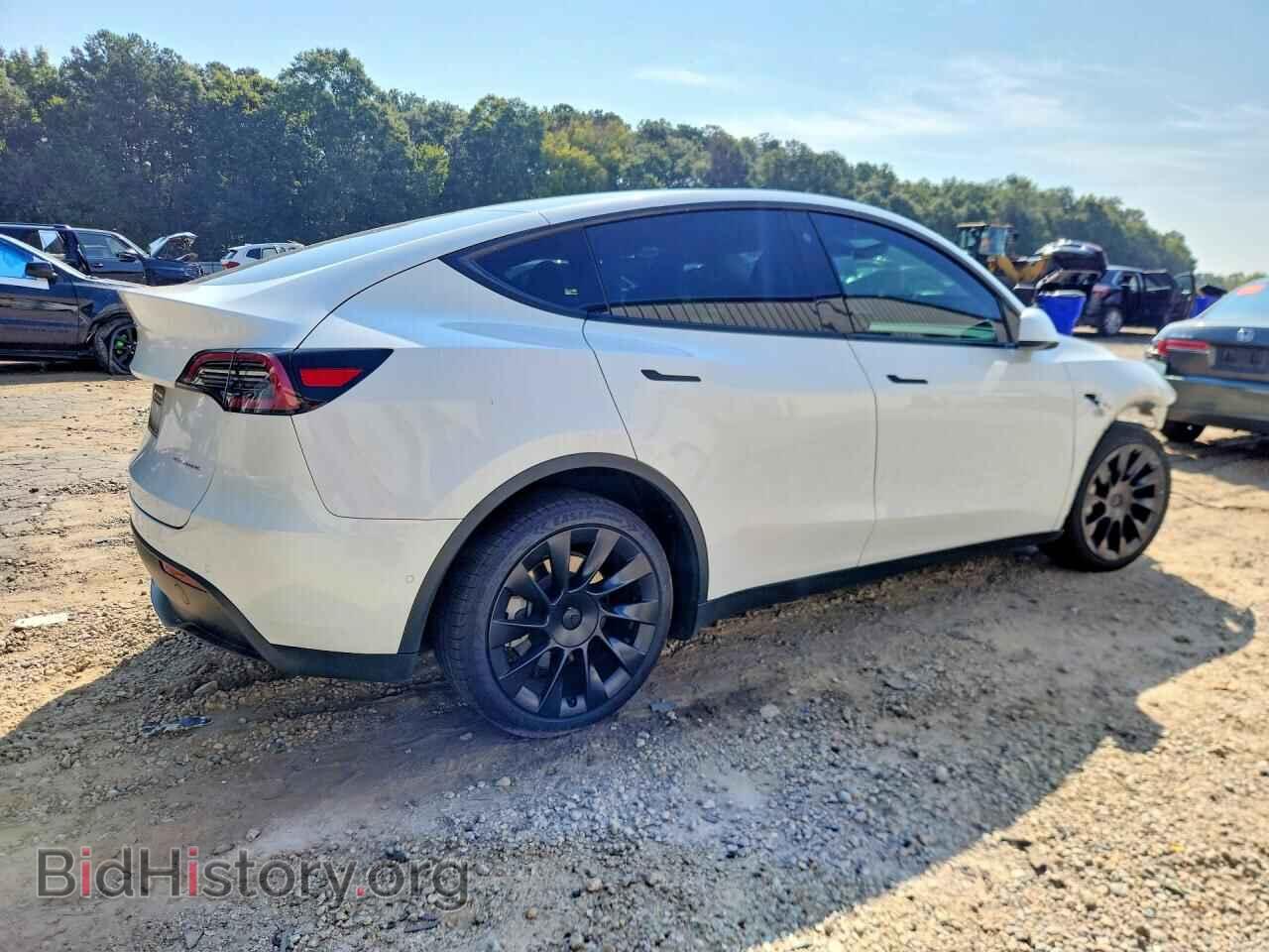2022 TESLA MODEL Y - VIN: 7SAYGDEE4NF439742 - Photo 3