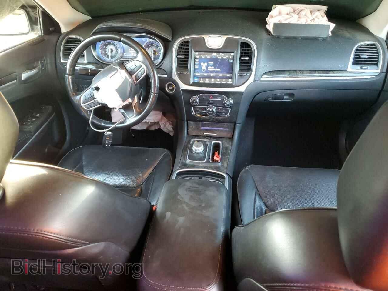 2019 CHRYSLER 300 - VIN: 2C3CCAEG0KH536630 - Фото 8