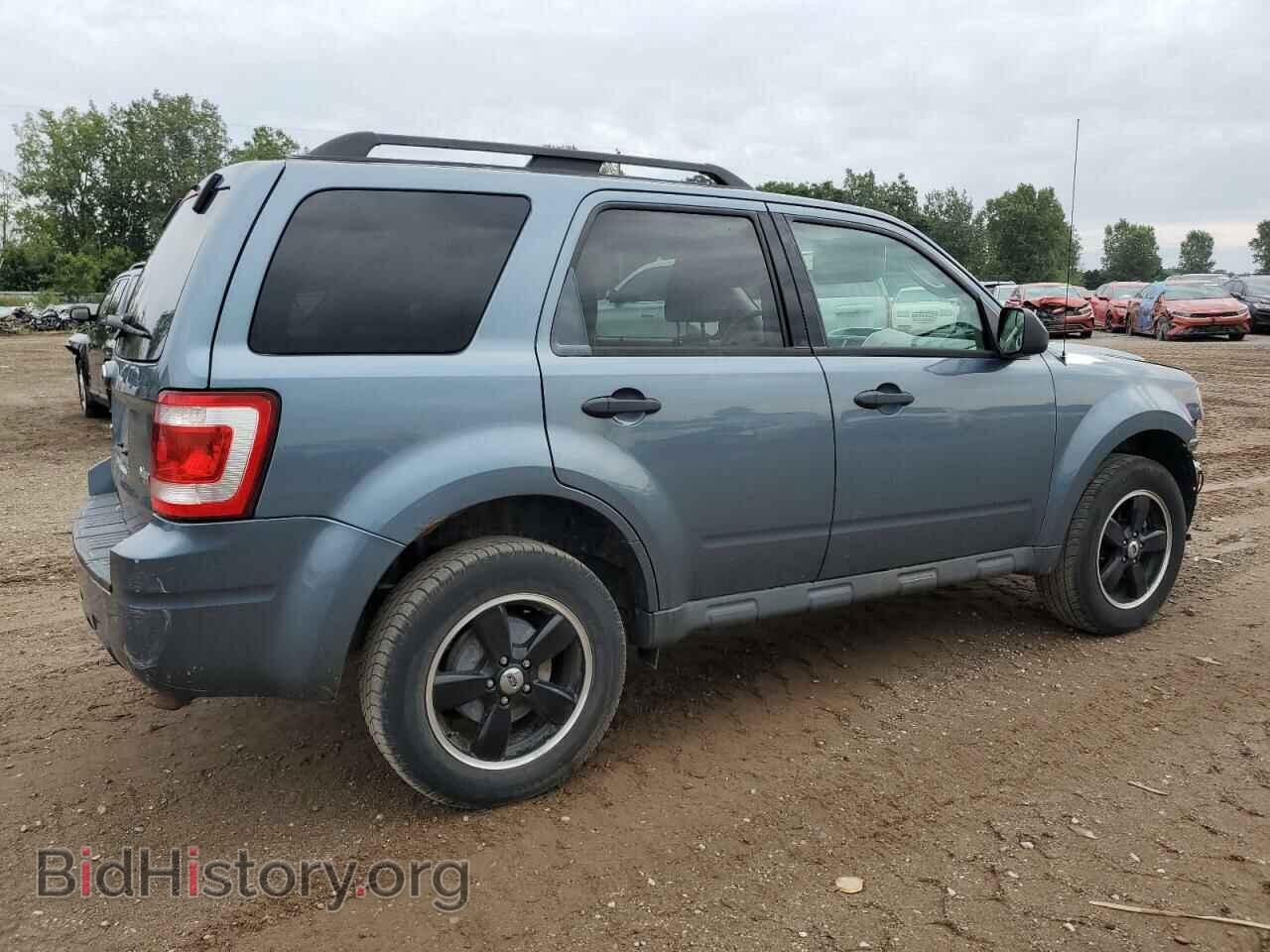 2011 FORD ESCAPE - VIN: 1FMCU0DG4BKA06542 - Фото 3