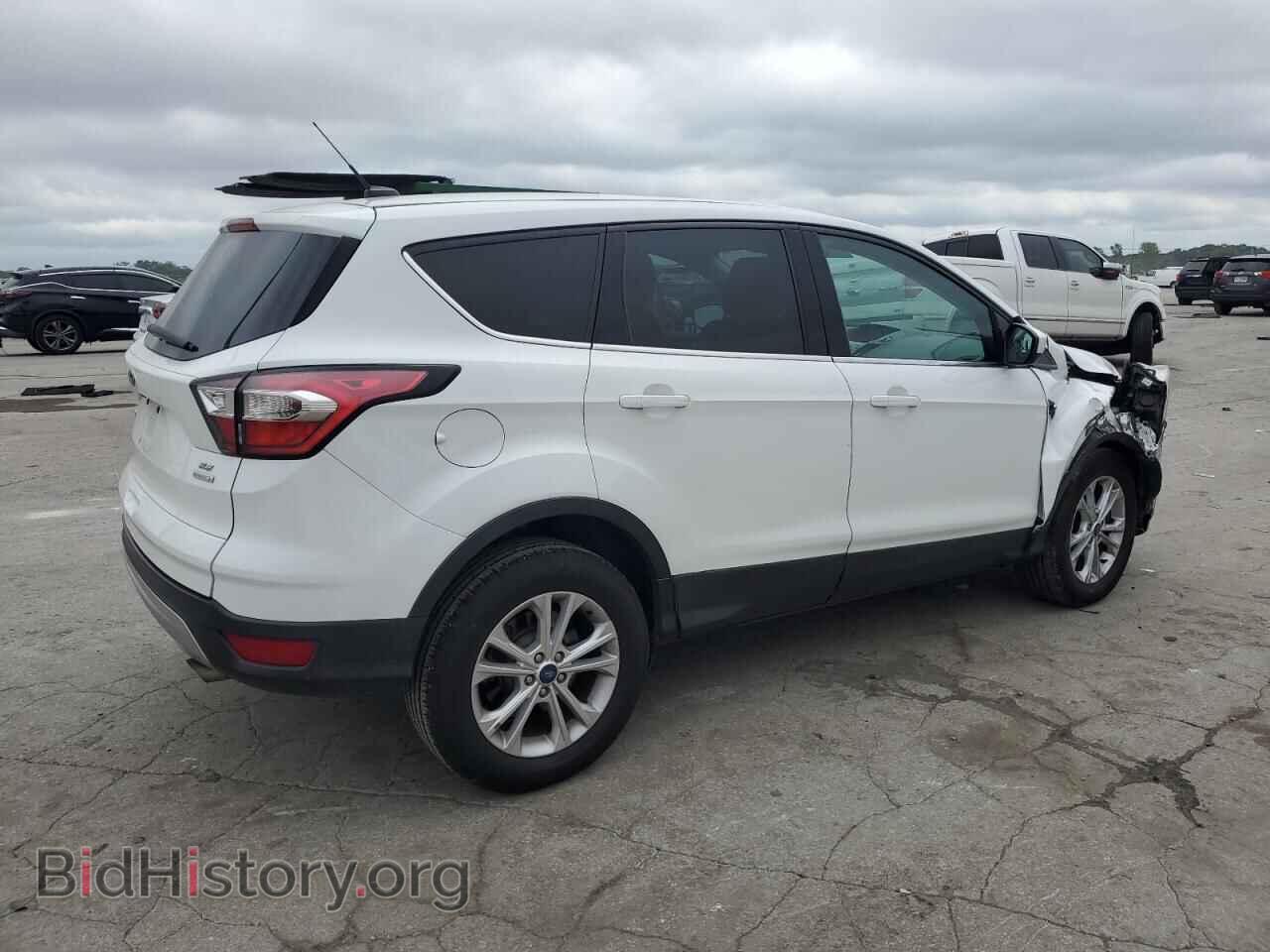 2017 FORD ESCAPE - VIN: 1FMCU0GD2HUE77166 - Фото 3