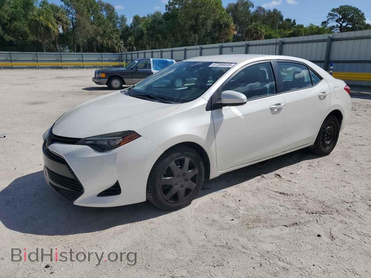 Photo 5YFBURHEXHP652790 - TOYOTA COROLLA 2017
