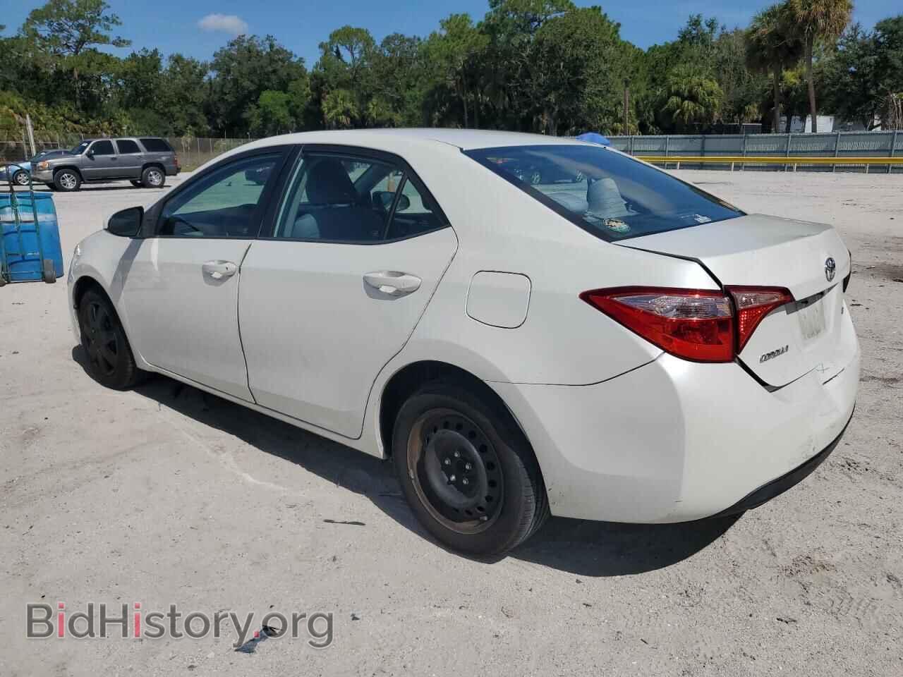 2017 TOYOTA COROLLA - VIN: 5YFBURHEXHP652790 - Фото 2