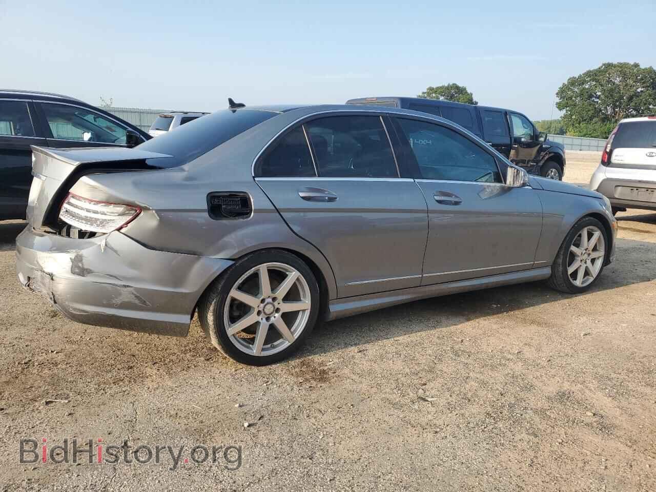 2014 MERCEDES-BENZ C-CLASS - VIN: WDDGF4HB0EG233858 - Фото 3