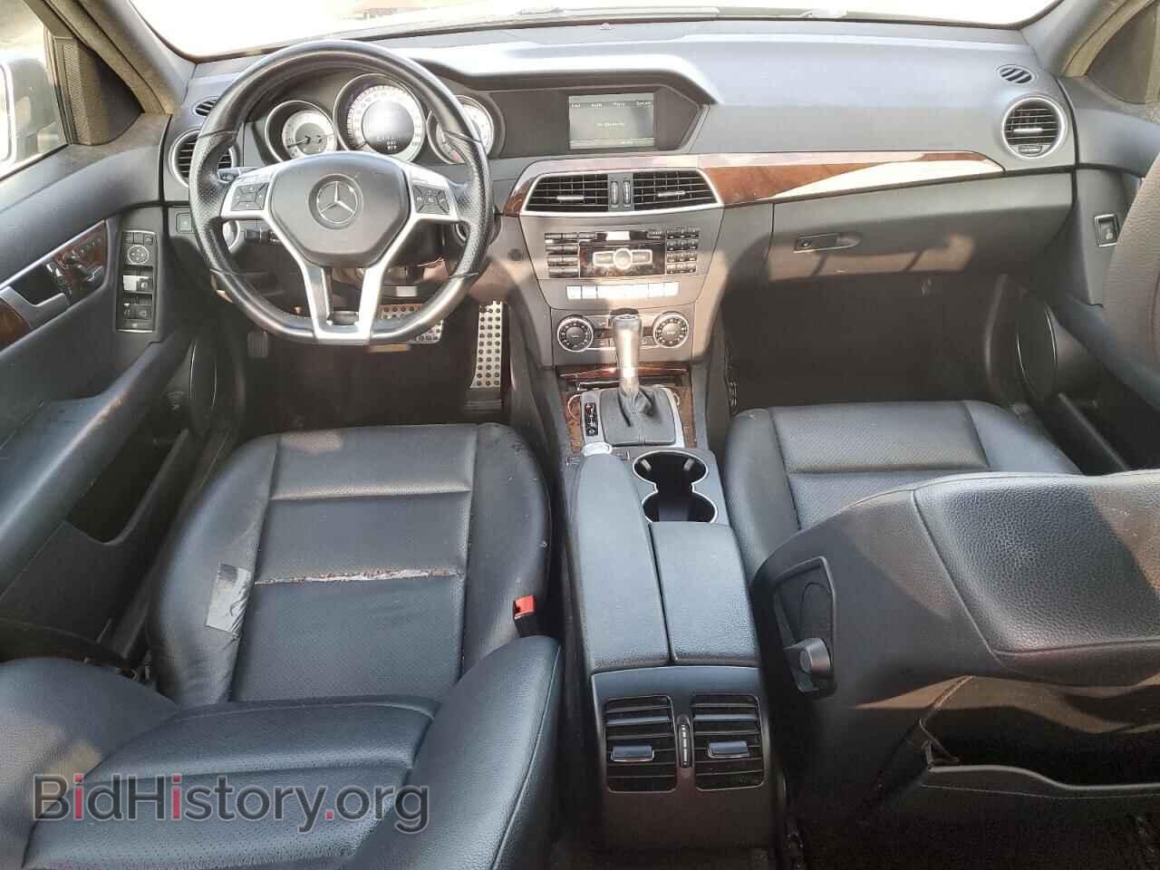2014 MERCEDES-BENZ C-CLASS - VIN: WDDGF4HB0EG233858 - Фото 8