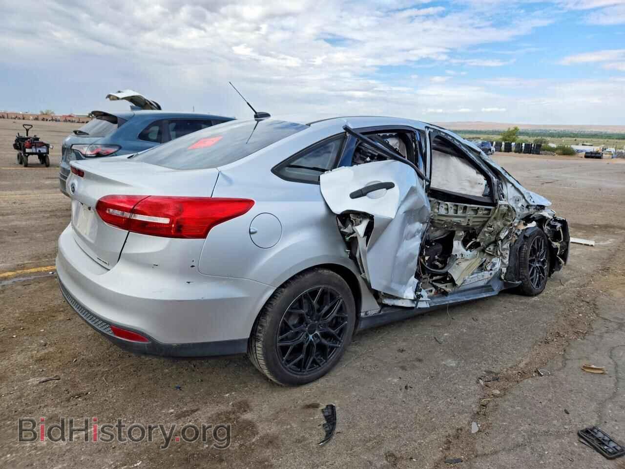 2016 FORD FOCUS - VIN: 1FADP3E2XGL301463 - Фото 3