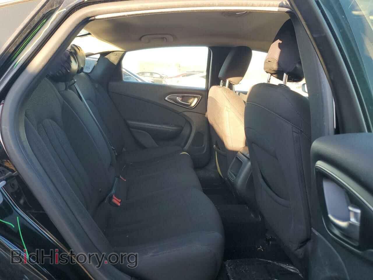 2015 CHRYSLER 200 - VIN: 1C3CCCAB5FN735658 - Фото 10