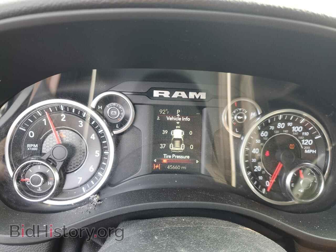 2020 RAM 1500 - VIN: 1C6SRFFTXLN155723 - Фото 9