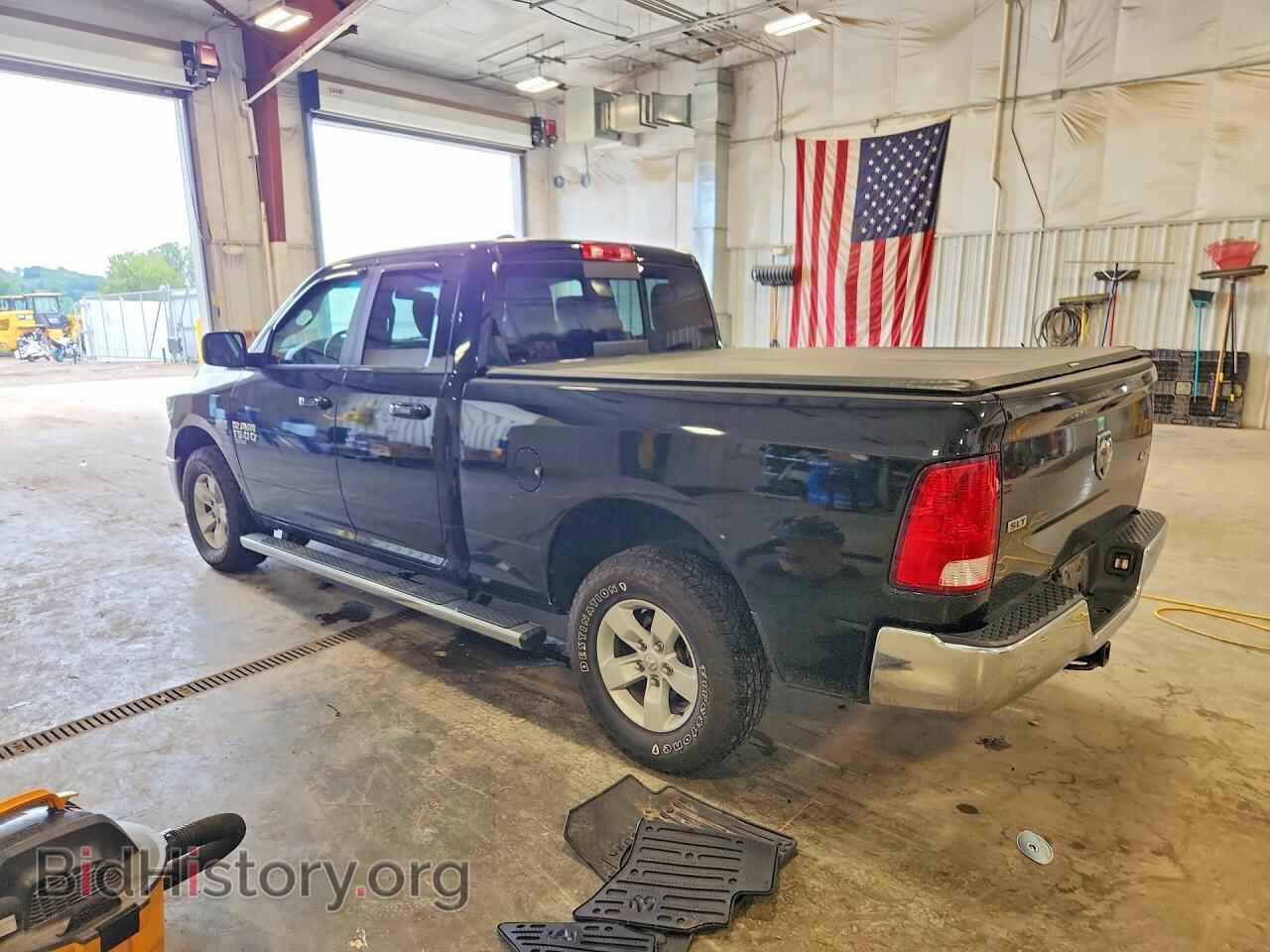 2019 RAM 1500 - VIN: 1C6RR7GT7KS624883 - Photo 2