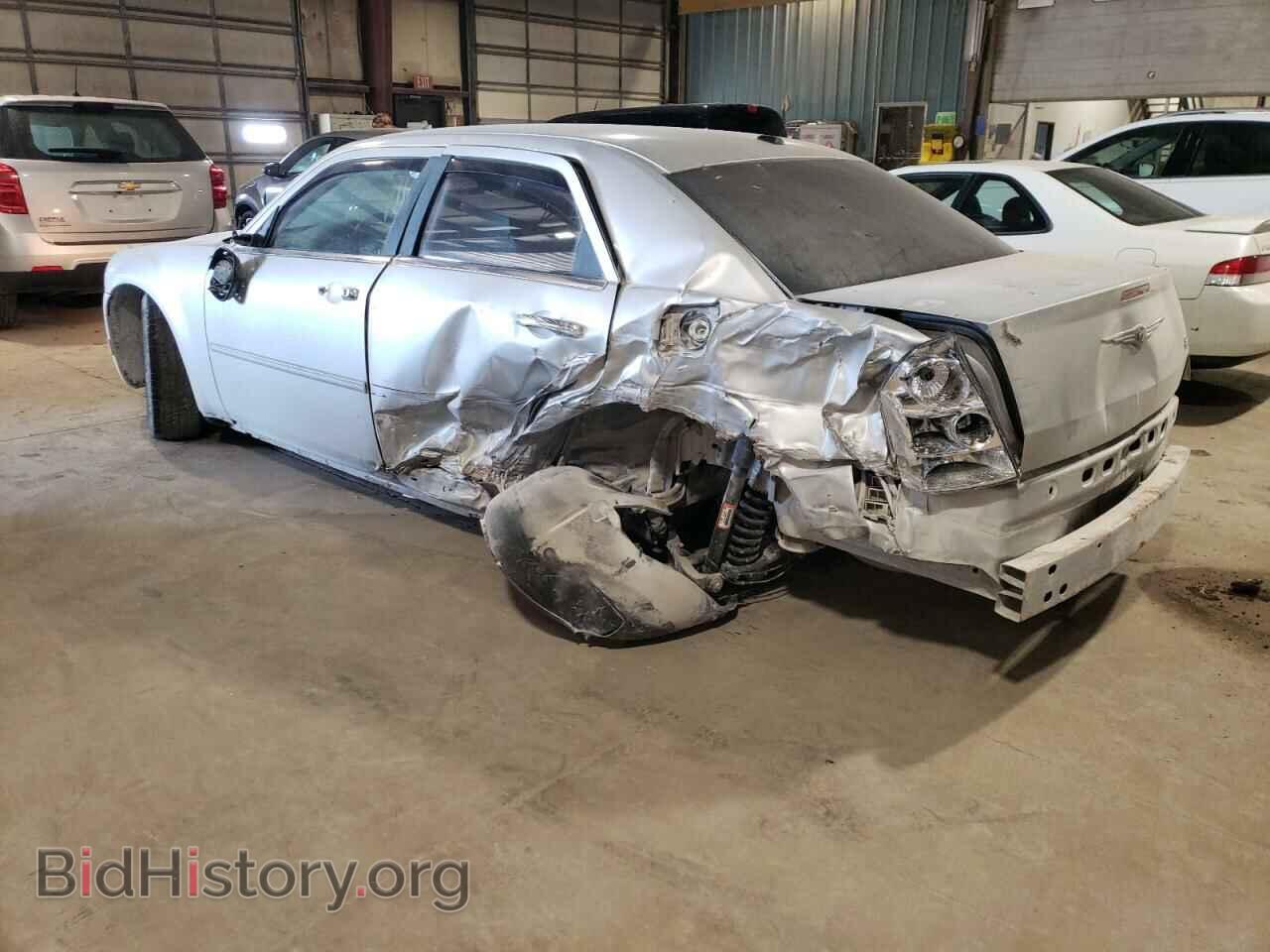 2010 CHRYSLER 300 - VIN: 2C3CA5CV7AH220994 - Фото 2