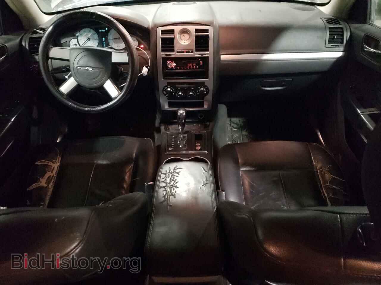 2010 CHRYSLER 300 - VIN: 2C3CA5CV7AH220994 - Фото 8