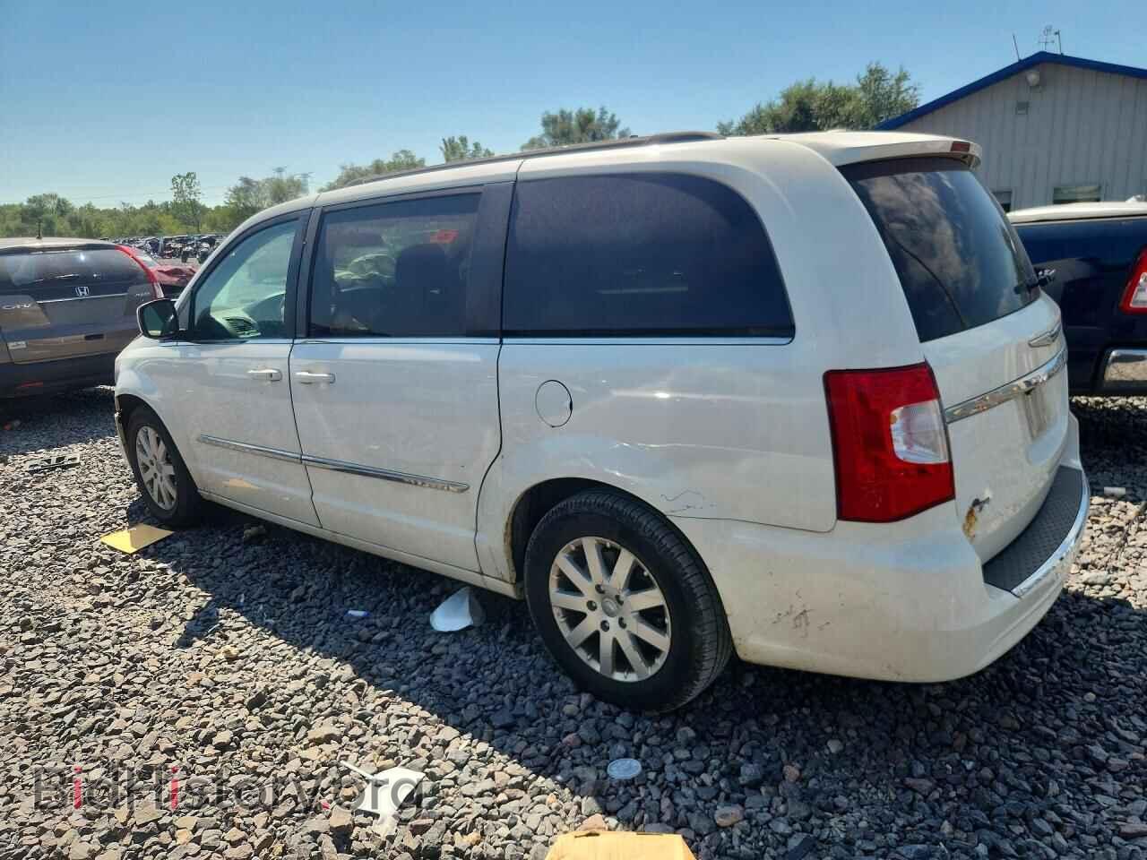 2013 CHRYSLER MINIVAN - VIN: 2C4RC1BG7DR737514 - Photo 2