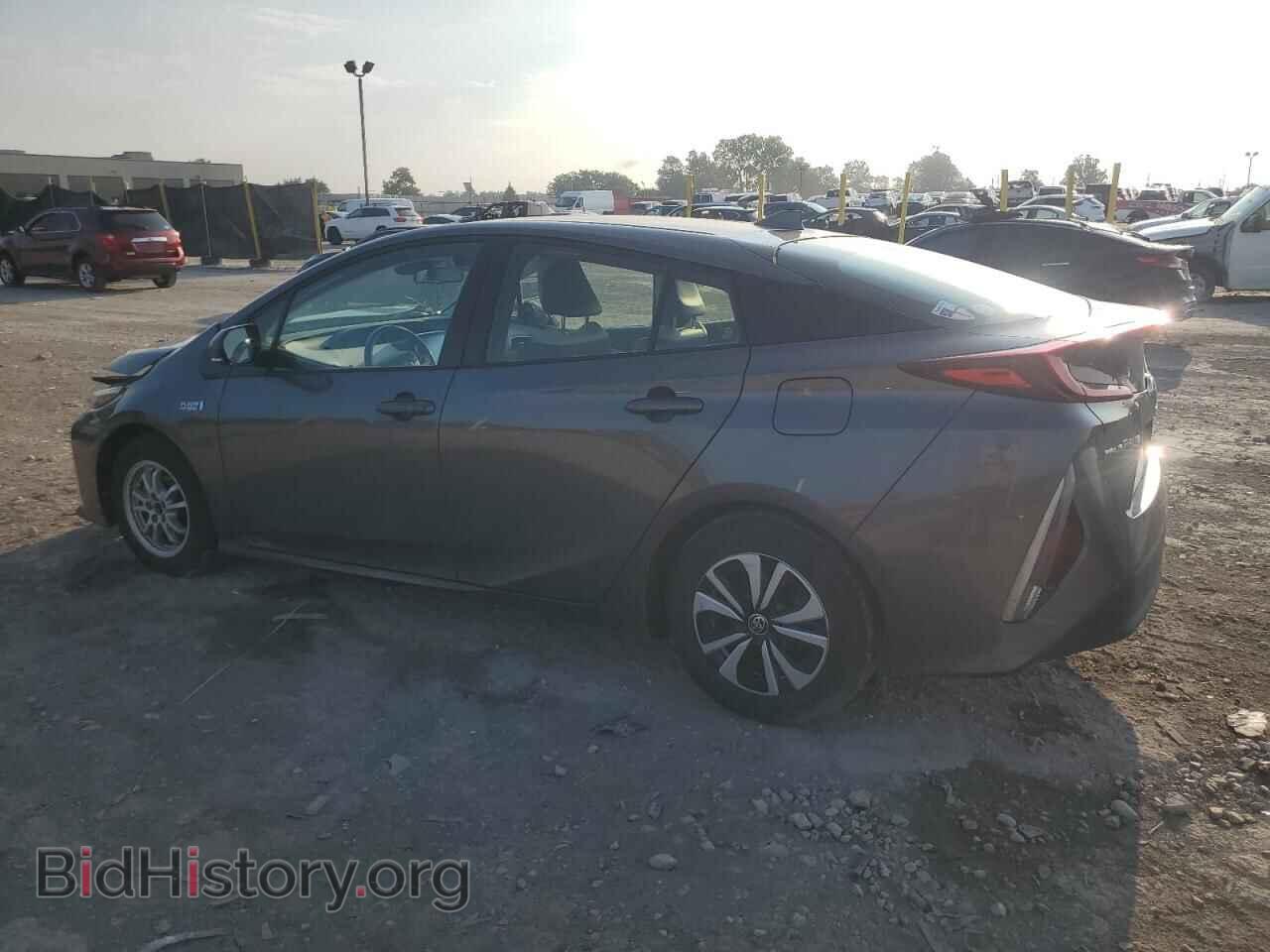 2017 TOYOTA PRIUS - VIN: JTDKARFP8H3038245 - Фото 2