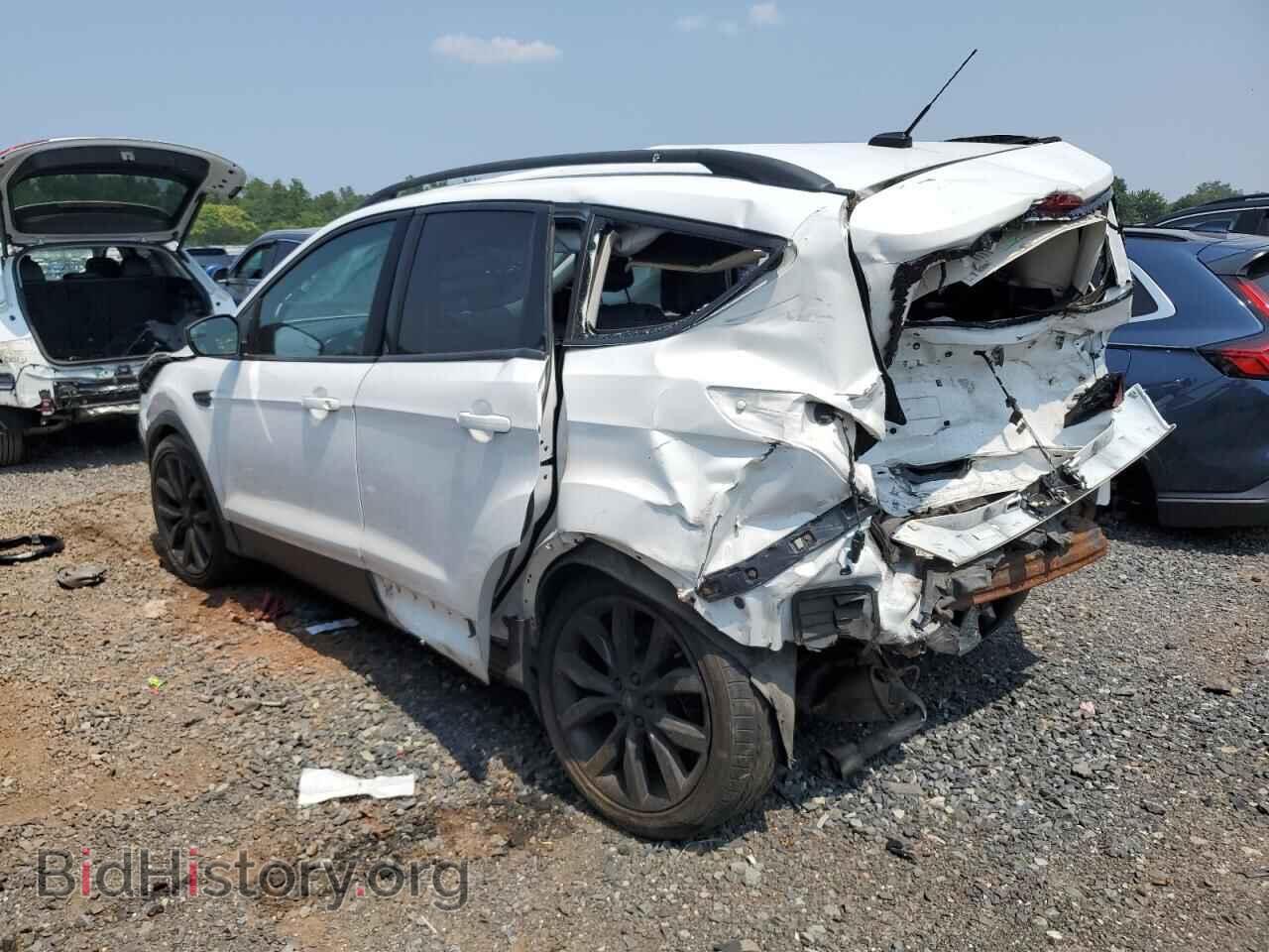 2017 FORD ESCAPE - VIN: 1FMCU9GD5HUB13571 - Photo 2