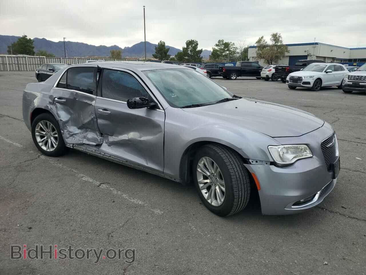 2017 CHRYSLER 300 - VIN: 2C3CCAEG7HH570654 - Фото 4