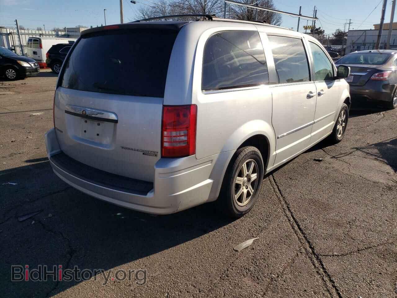2009 CHRYSLER MINIVAN - VIN: 2A8HR54139R585726 - Фото 4