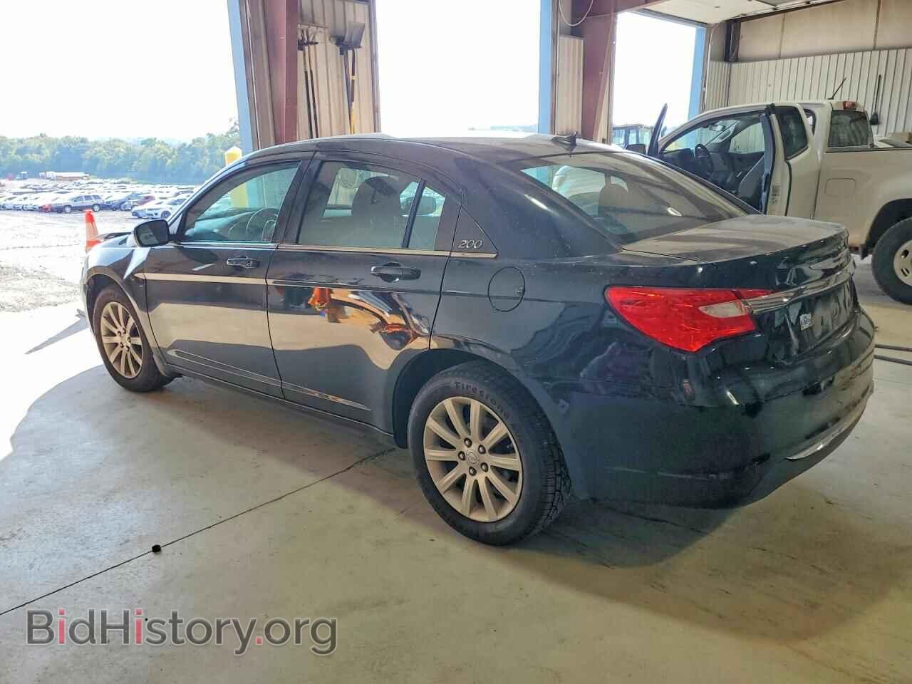 2013 CHRYSLER 200 - VIN: 1C3CCBBB1DN772244 - Photo 2