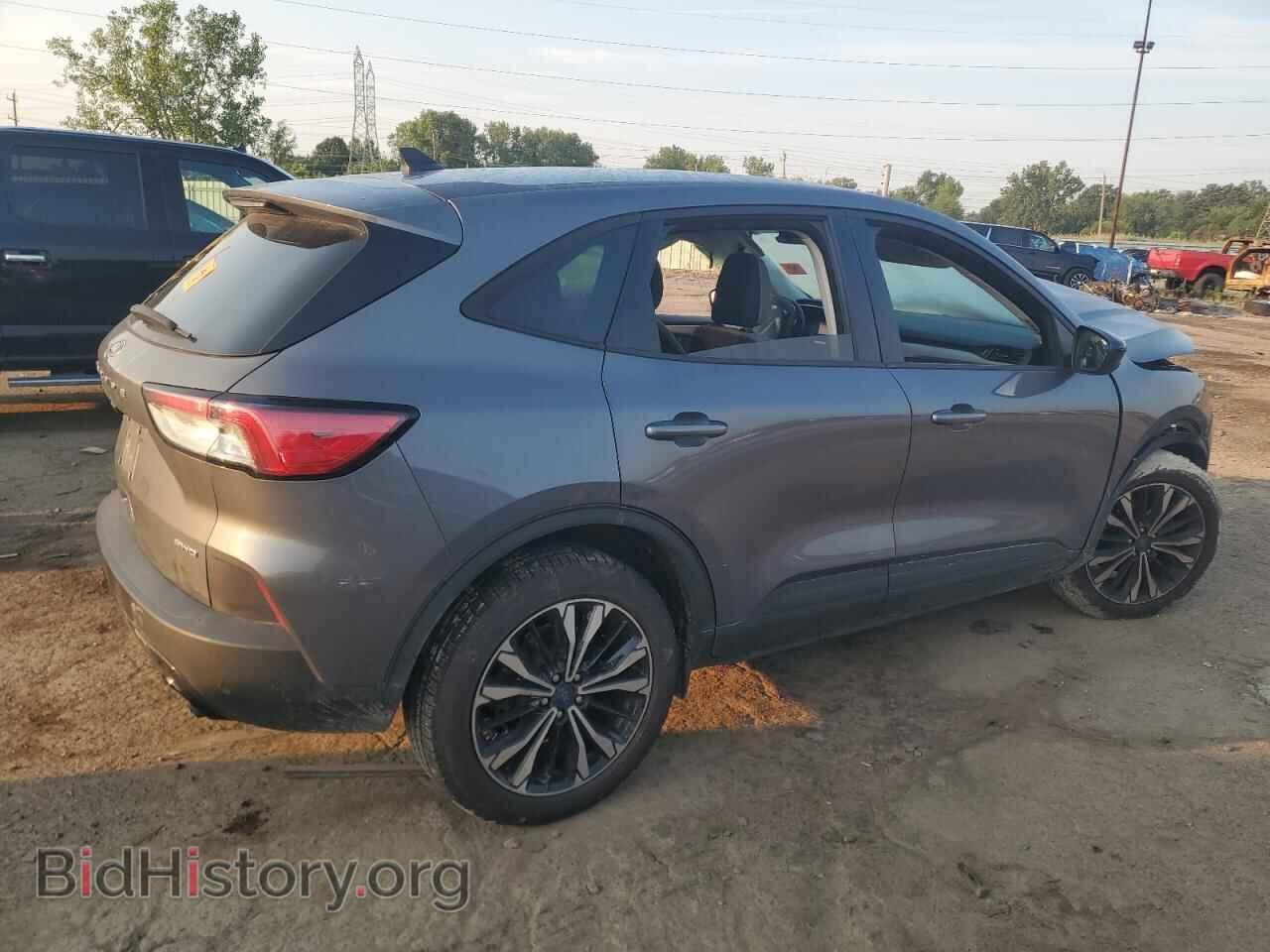 2021 FORD ESCAPE - VIN: 1FMCU9G69MUB09115 - Фото 3