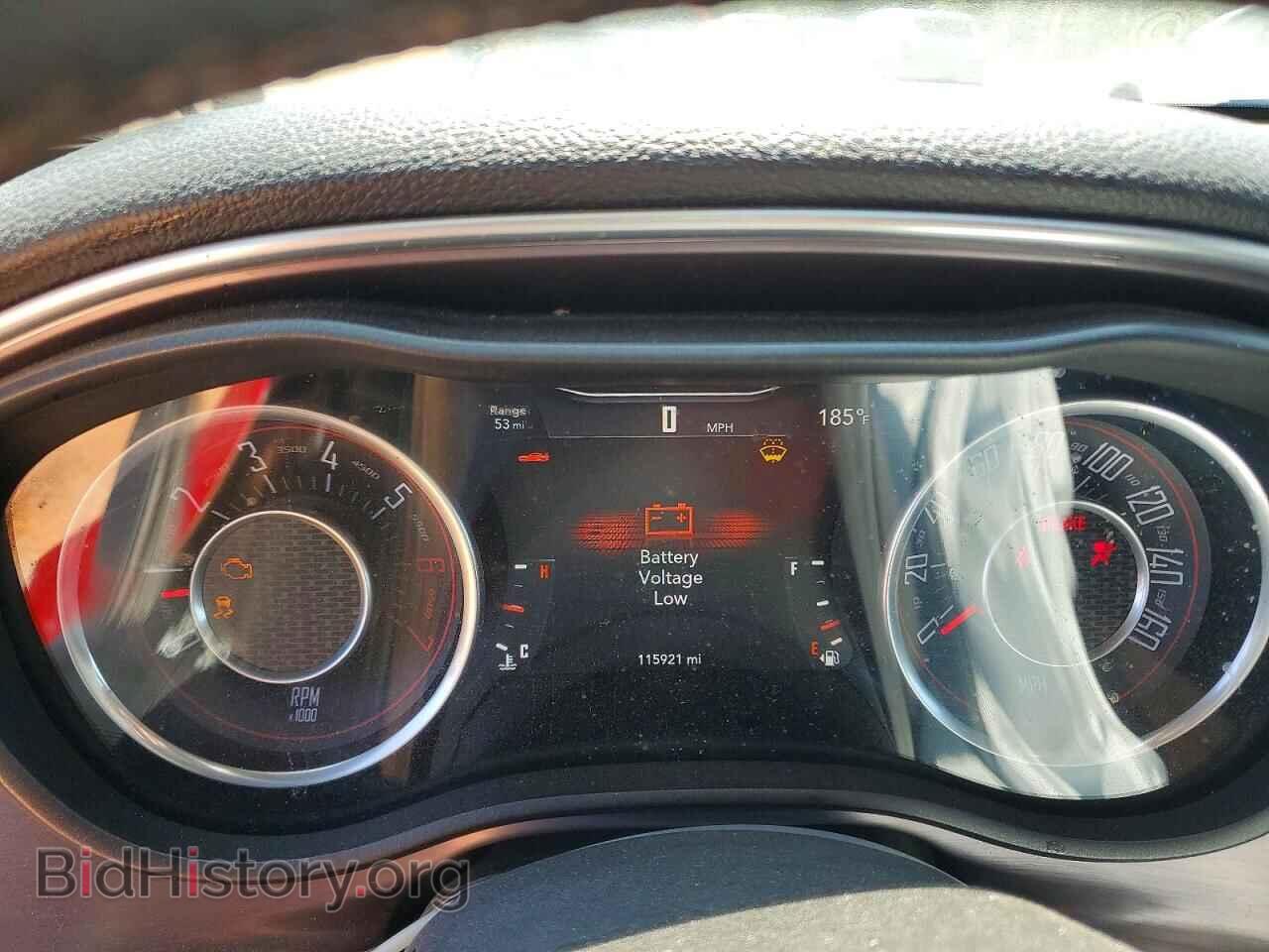 2015 DODGE CHALLENGER - VIN: 2C3CDZAT4FH728198 - Photo 9