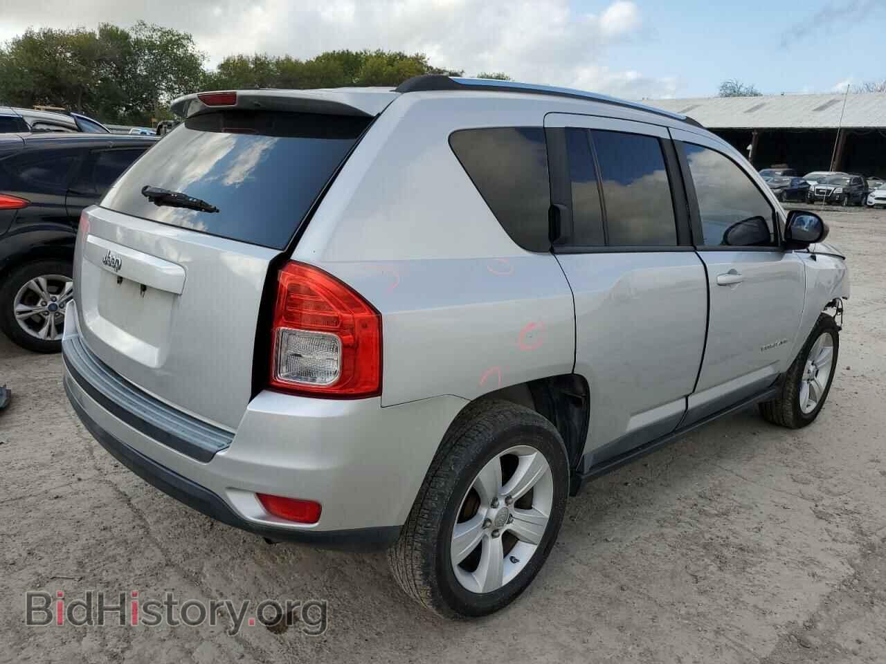 2011 JEEP COMPASS - VIN: 1J4NT1FB1BD215730 - Photo 3