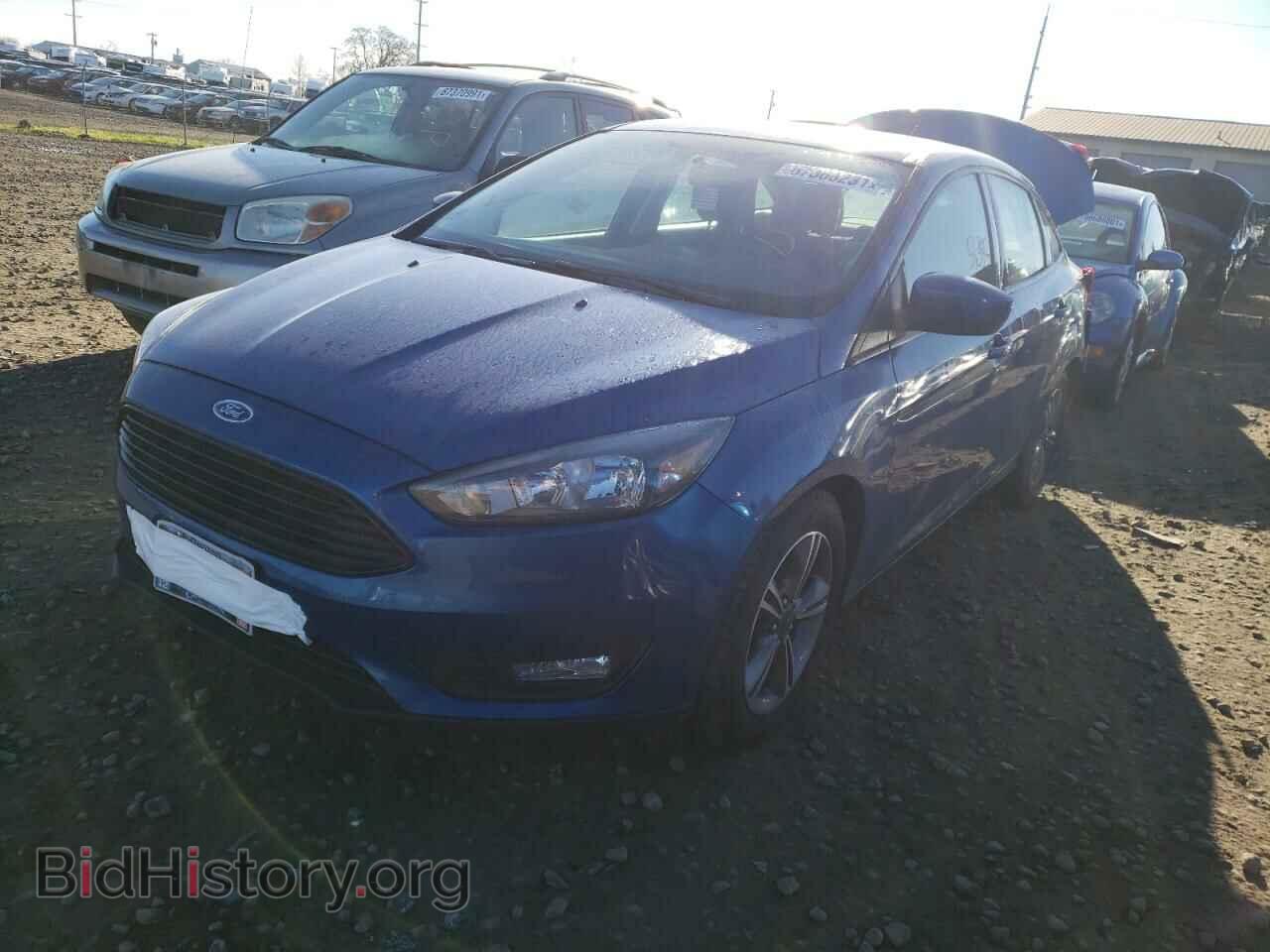 2018 FORD FOCUS - VIN: 1FADP3F2XJL297419 - Фото 2