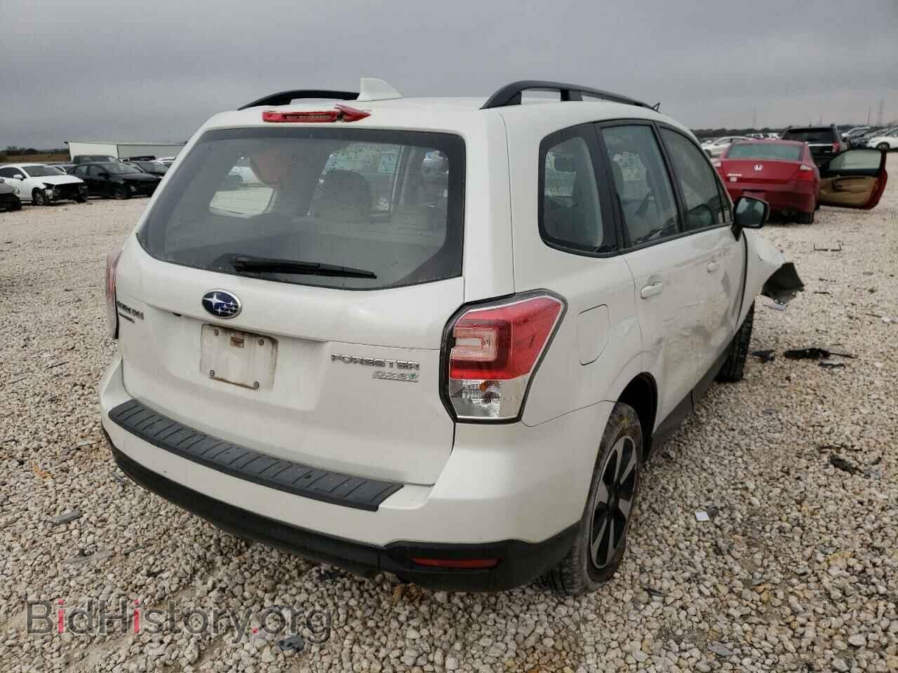 2017 SUBARU FORESTER - VIN: JF2SJABC3HH404086 - Фото 4