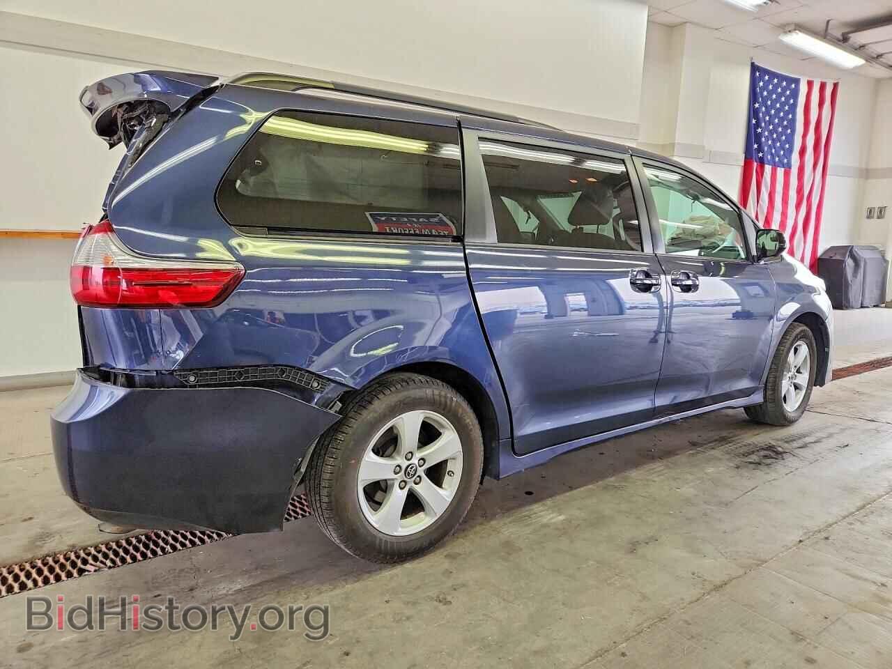 2018 TOYOTA SIENNA - VIN: 5TDKZ3DC1JS923607 - Photo 3