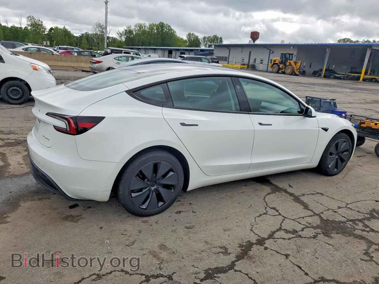 2025 TESLA MODEL 3 - VIN: 5YJ3E1EB9SF005944 - Photo 3