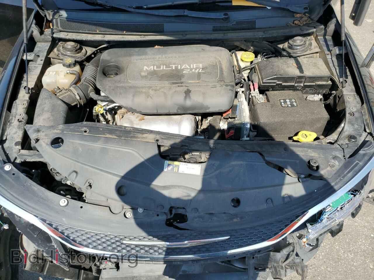2015 CHRYSLER 200 - VIN: 1C3CCCAB1FN590232 - Фото 11