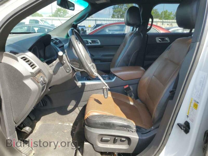2011 Ford EXPLORER (VIN 1FMHK8F86BGA26424) — фото 7 из 13