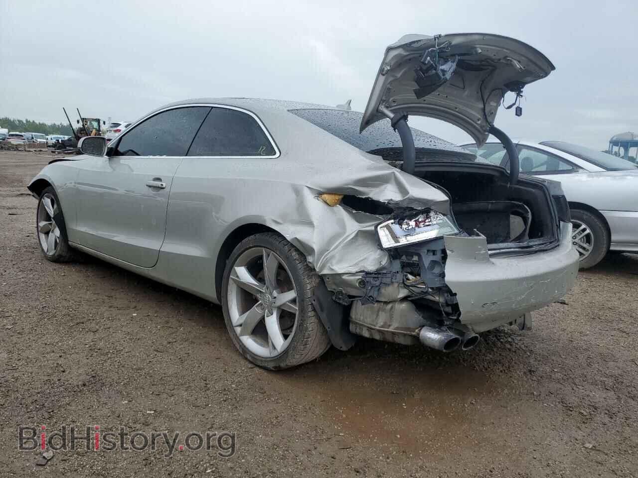 2011 AUDI A5 - VIN: WAUVFAFR1BA030697 - Фото 2