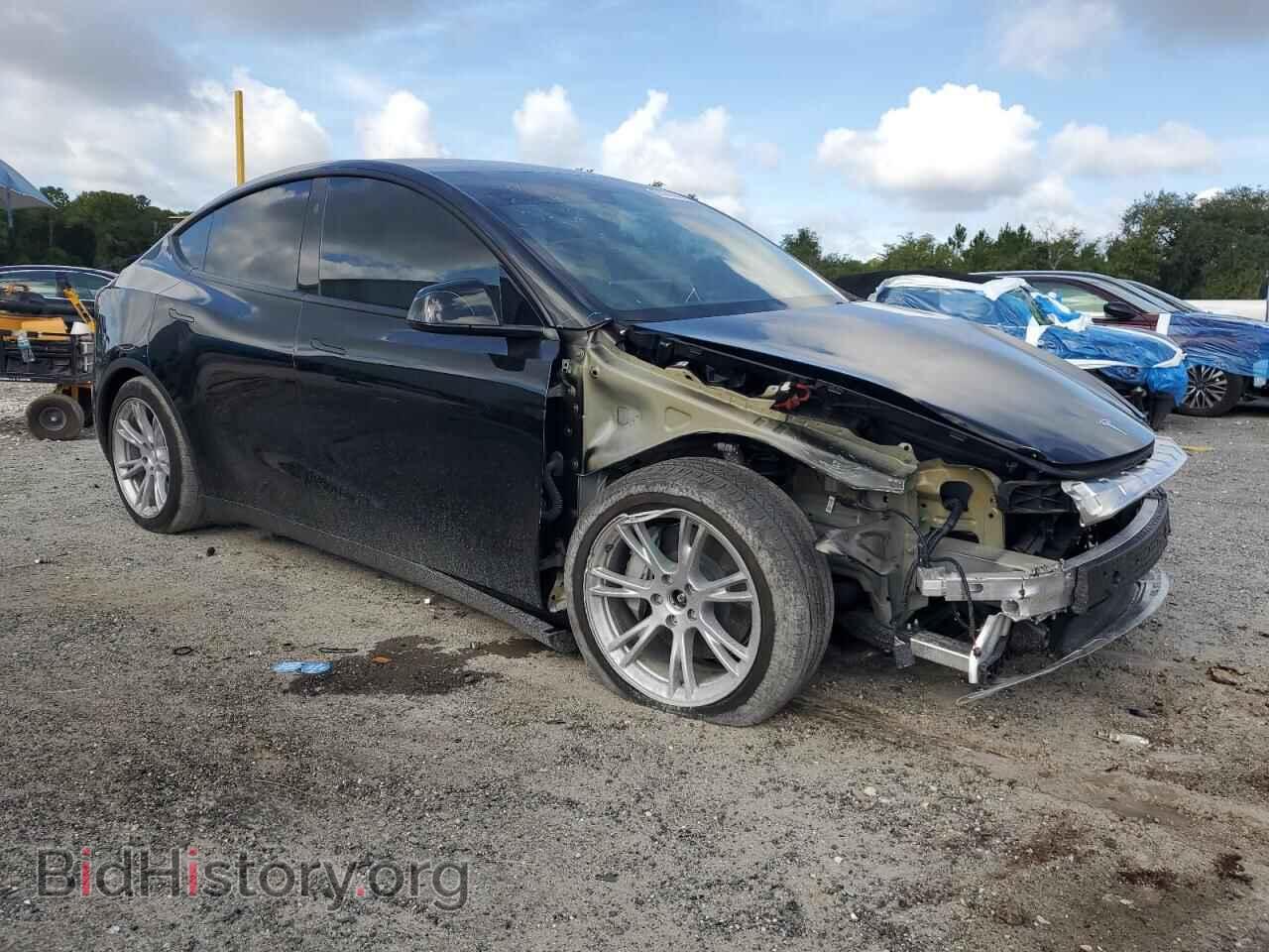 2024 TESLA MODEL Y - VIN: 7SAYGAEEXRF021660 - Фото 4