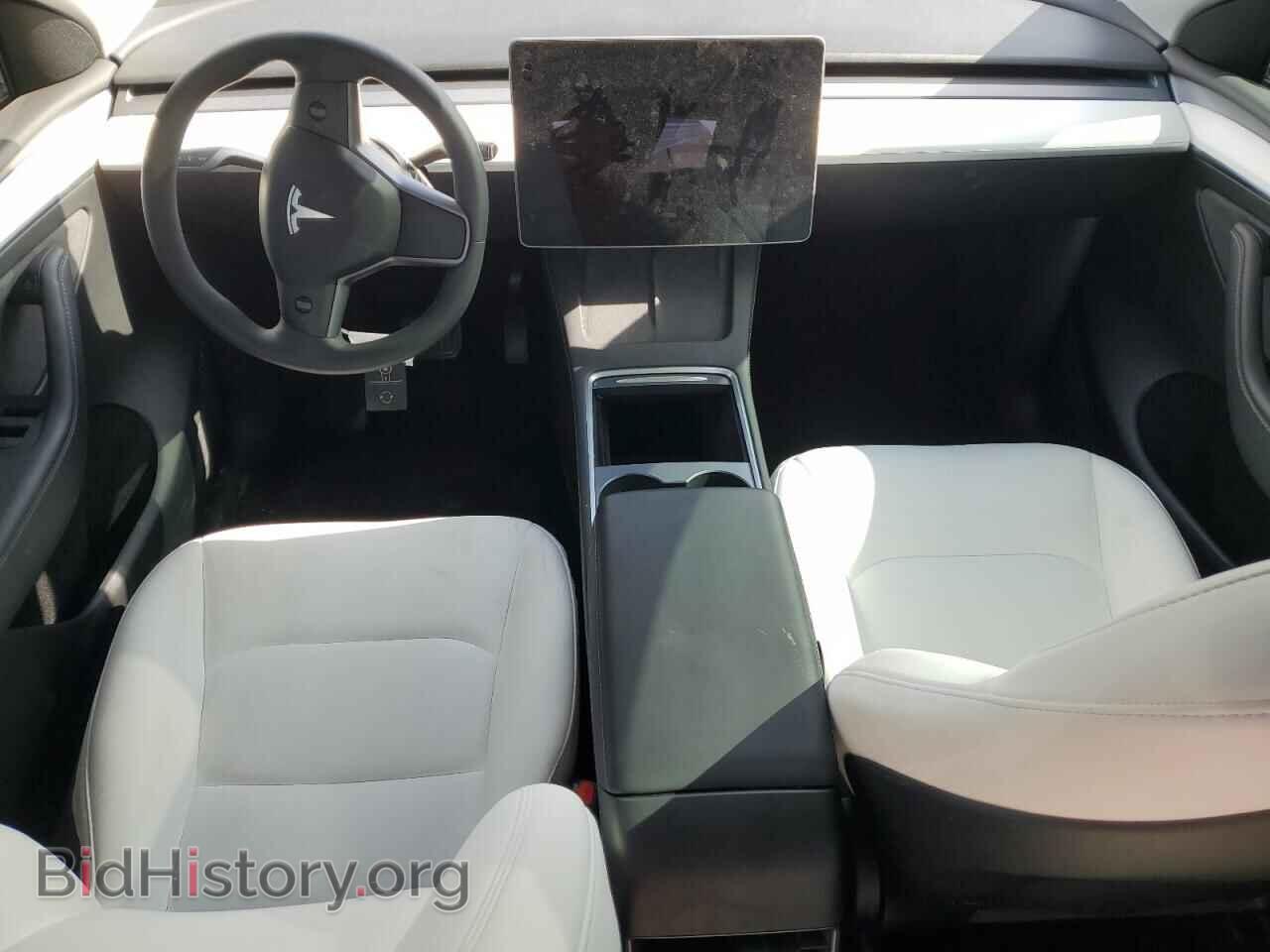 2024 TESLA MODEL Y - VIN: 7SAYGAEEXRF021660 - Фото 8