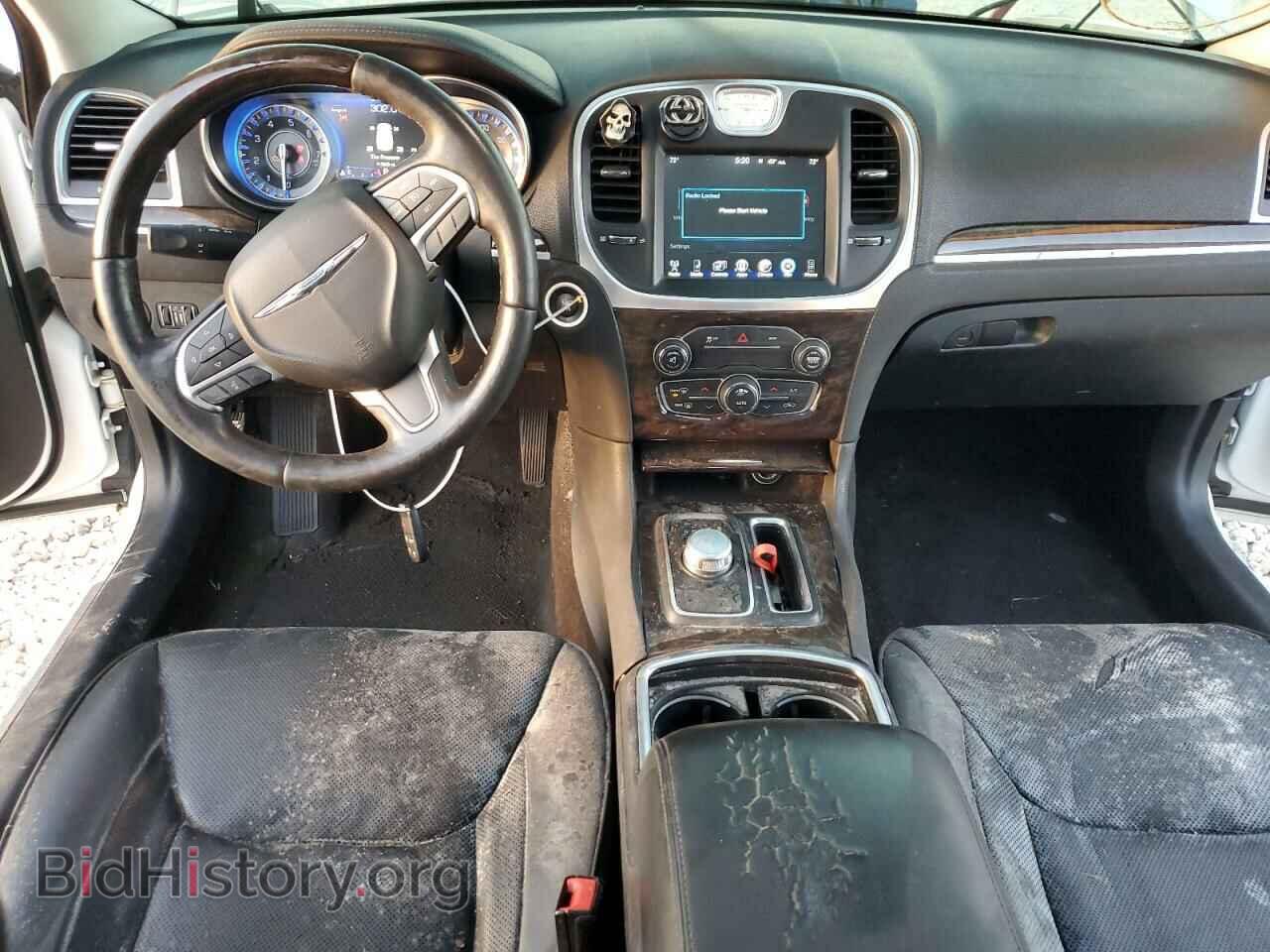 2016 CHRYSLER 300 - VIN: 2C3CCAEG1GH105687 - Фото 8