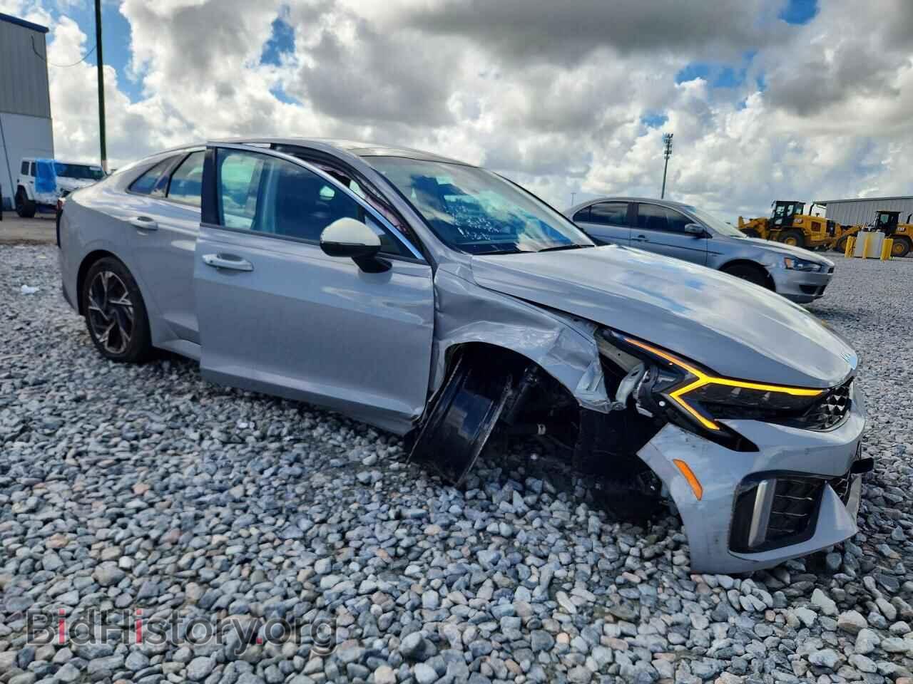 2025 KIA K5 - VIN: KNAG64J76S5370128 - Photo 4