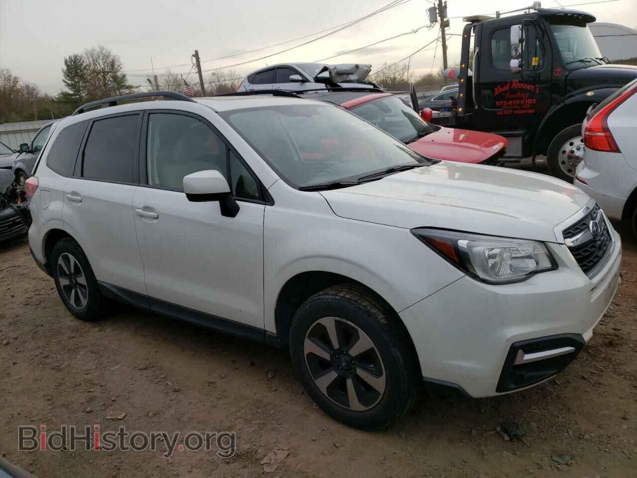 2017 SUBARU FORESTER - VIN: JF2SJAEC1HH421481 - Фото 4