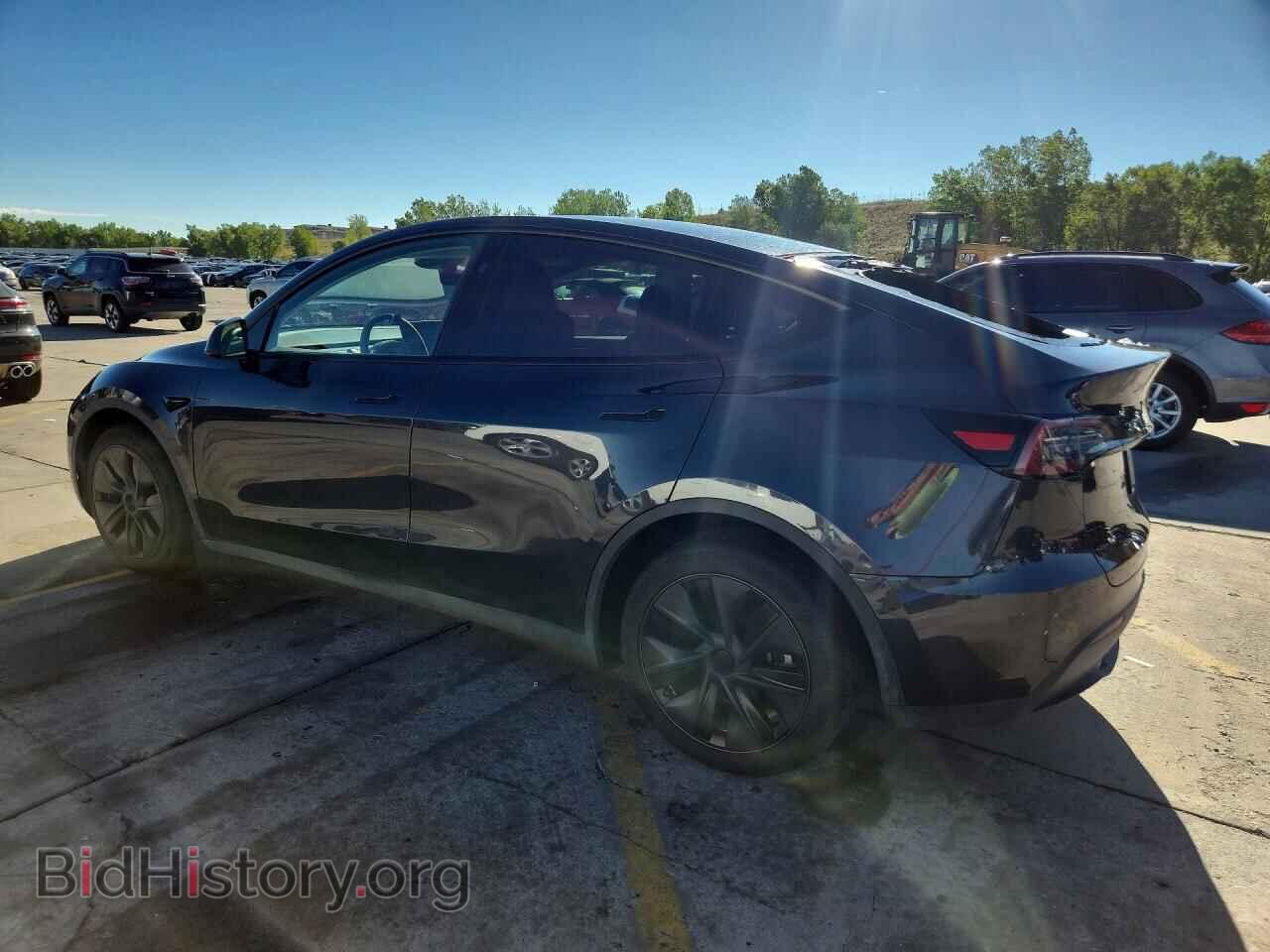 2024 TESLA MODEL Y - VIN: 7SAYGAEE8RF168995 - Photo 2