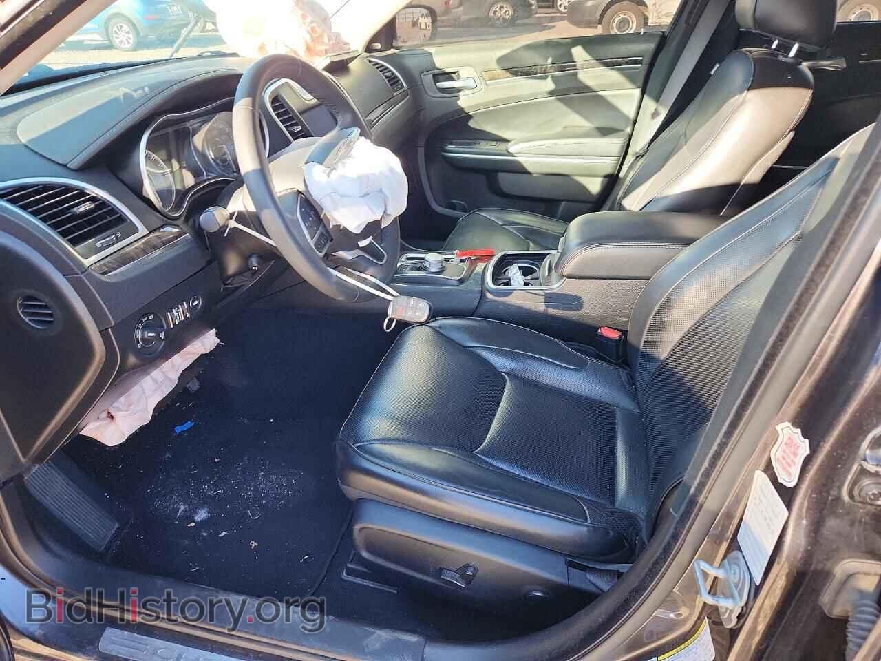 2022 CHRYSLER 300 - VIN: 2C3CCASG0NH236921 - Photo 7