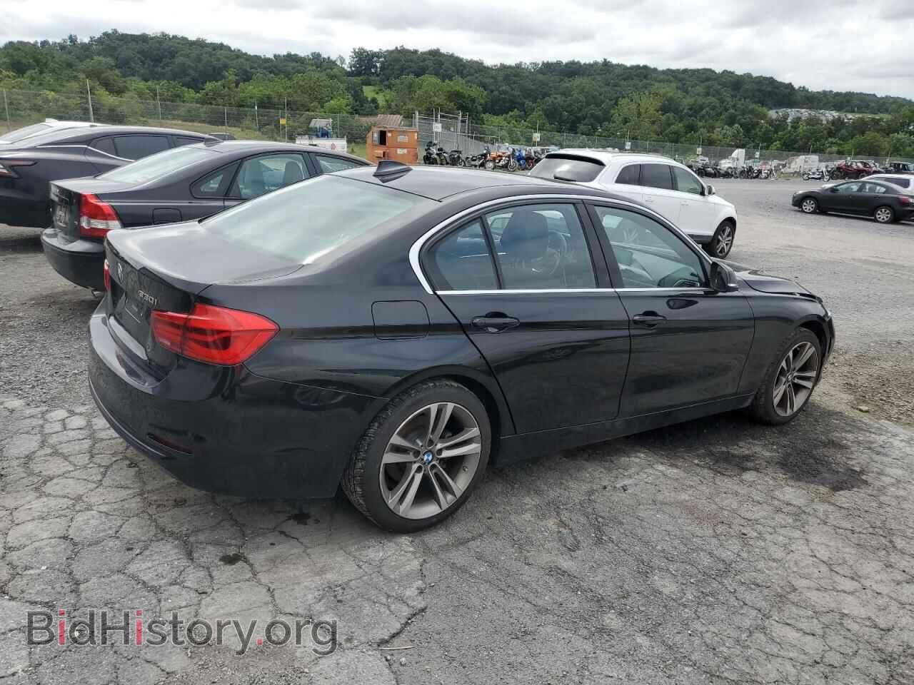 2018 BMW 3 SERIES - VIN: WBA8D9G5XJNU70616 - Photo 3