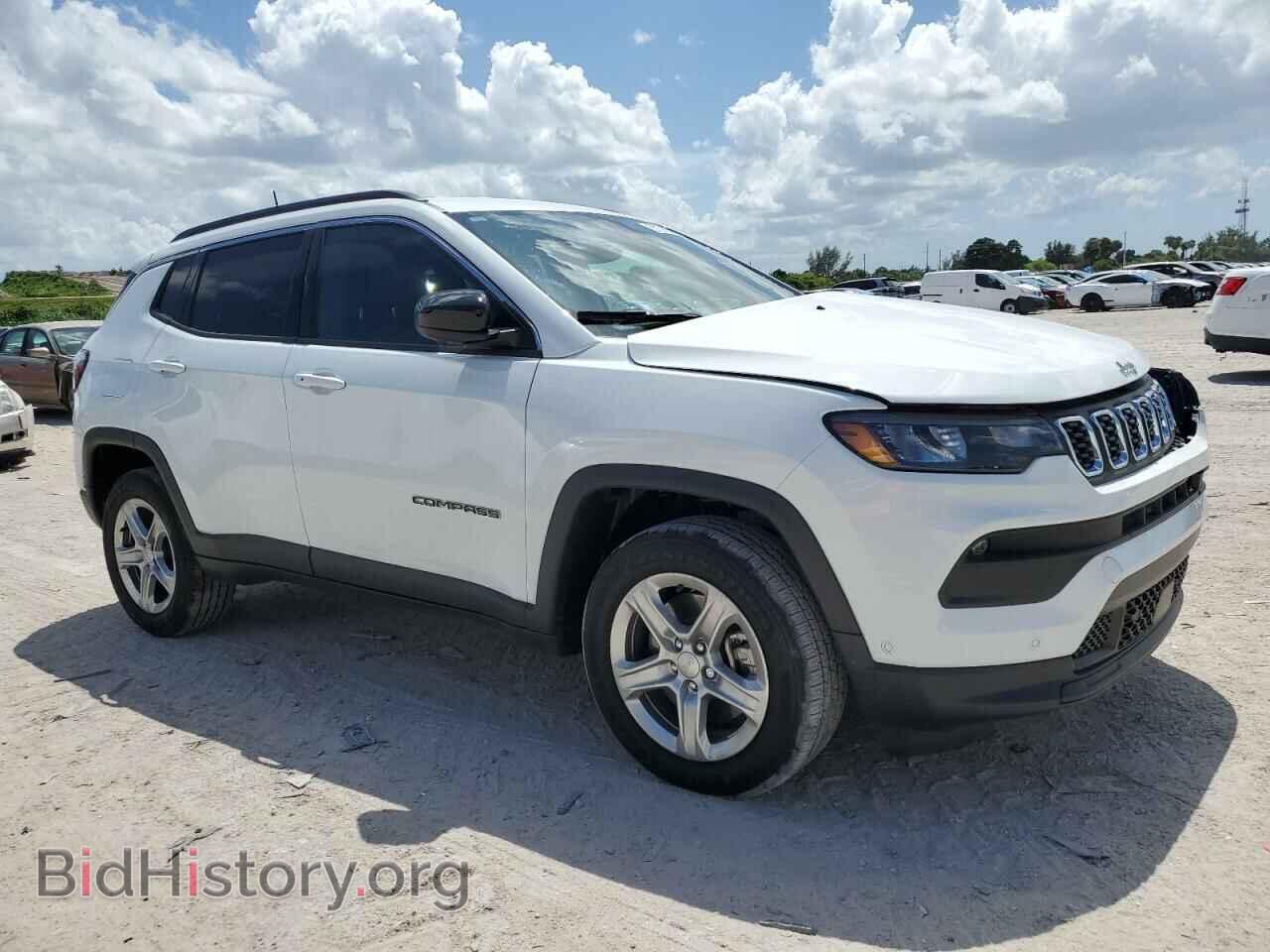 2024 JEEP COMPASS - VIN: 3C4NJDBN9RT104120 - Фото 4
