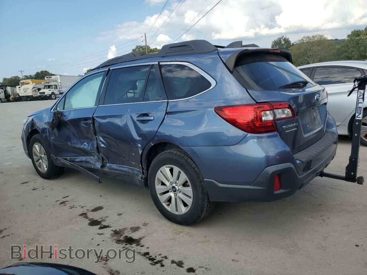 2018 SUBARU OUTBACK - VIN: 4S4BSAFC2J3383123 - Фото 2