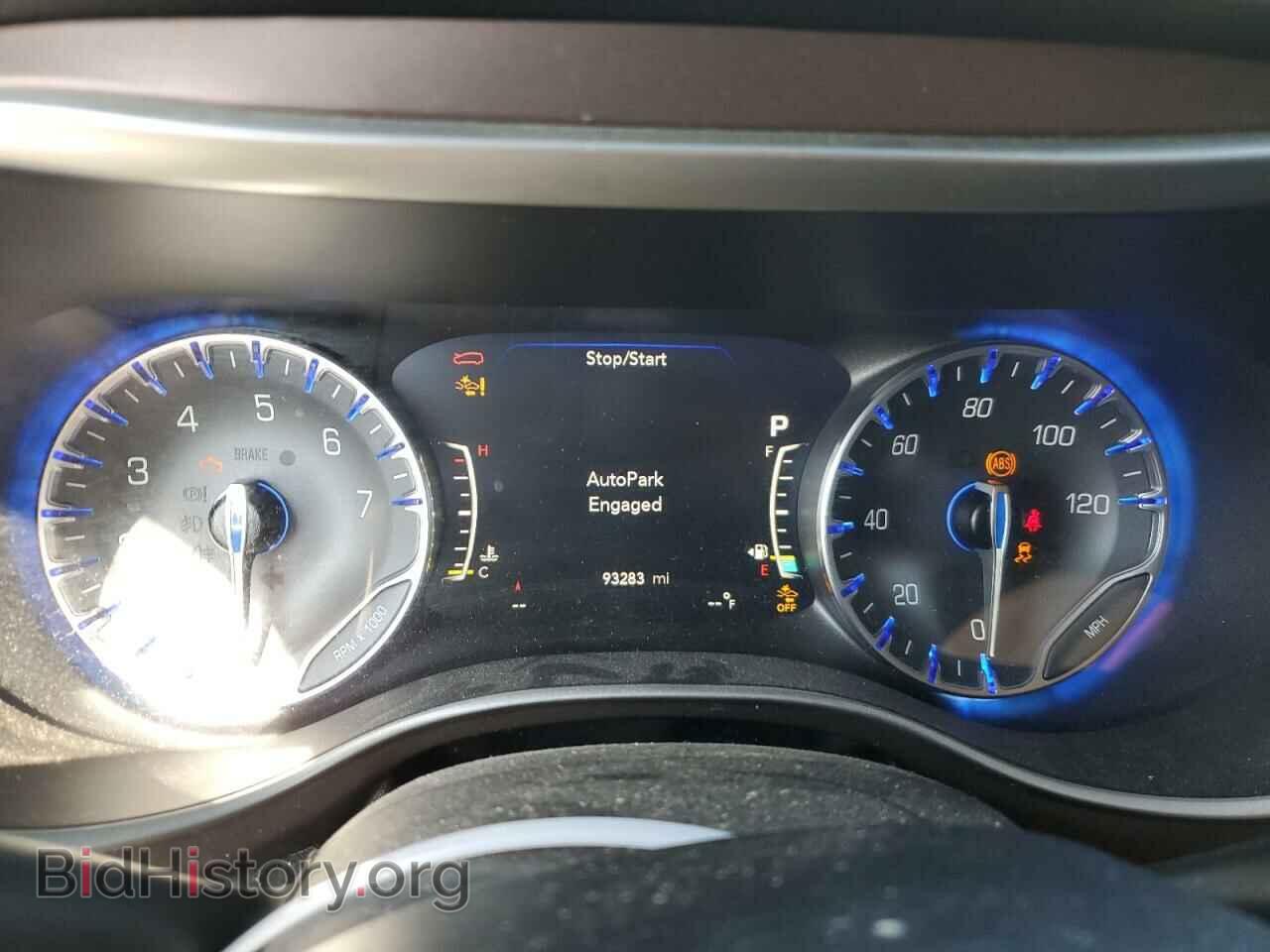 2019 CHRYSLER PACIFICA - VIN: 2C4RC1FG2KR583074 - Photo 8