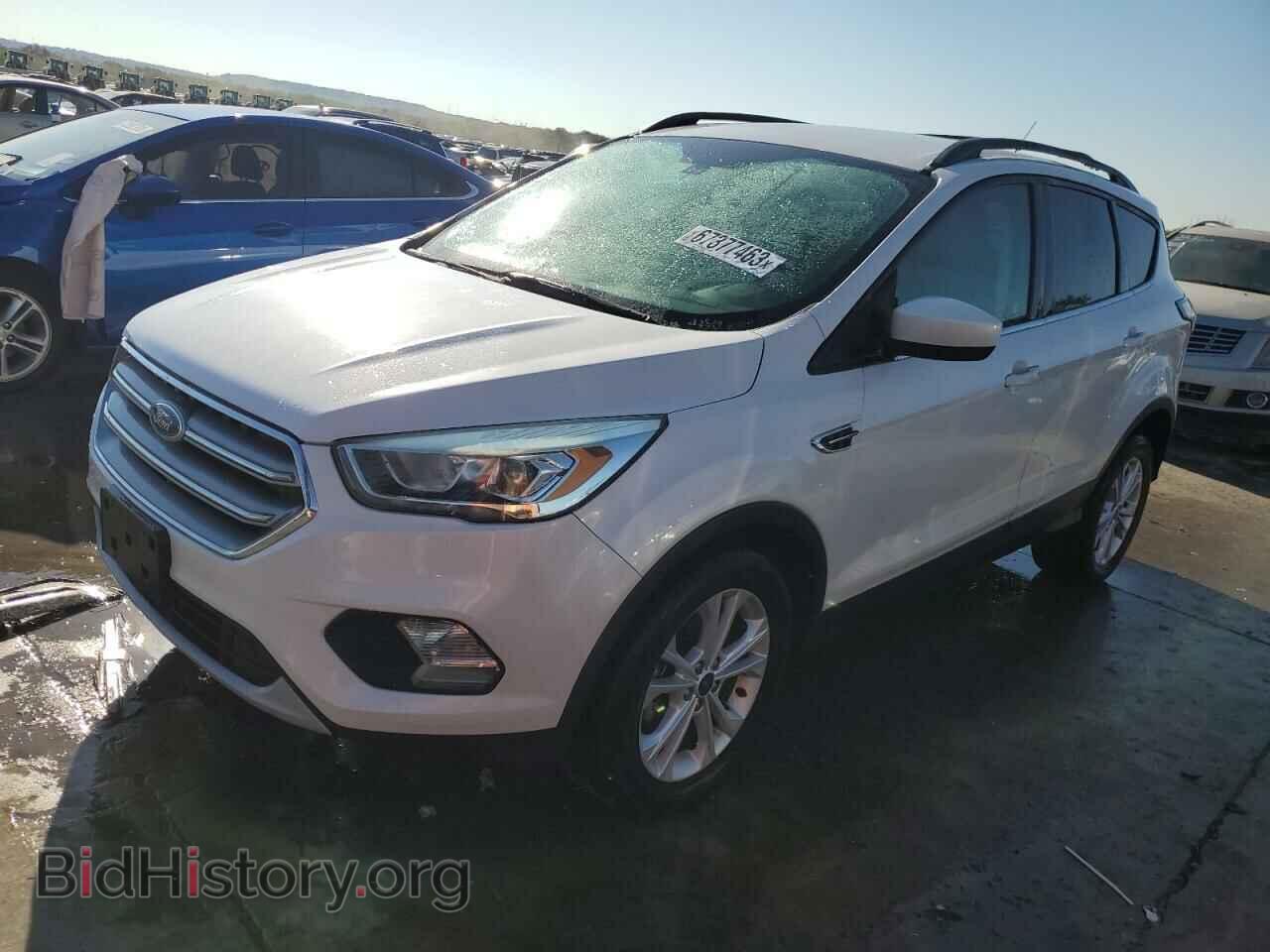 Фотография 1FMCU0GD9HUD28141 - FORD ESCAPE 2017