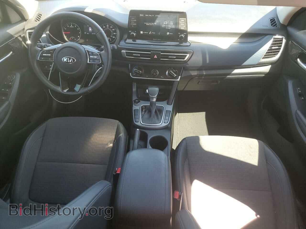 2021 KIA SELTOS - VIN: KNDEU2AA4M7229484 - Фото 8