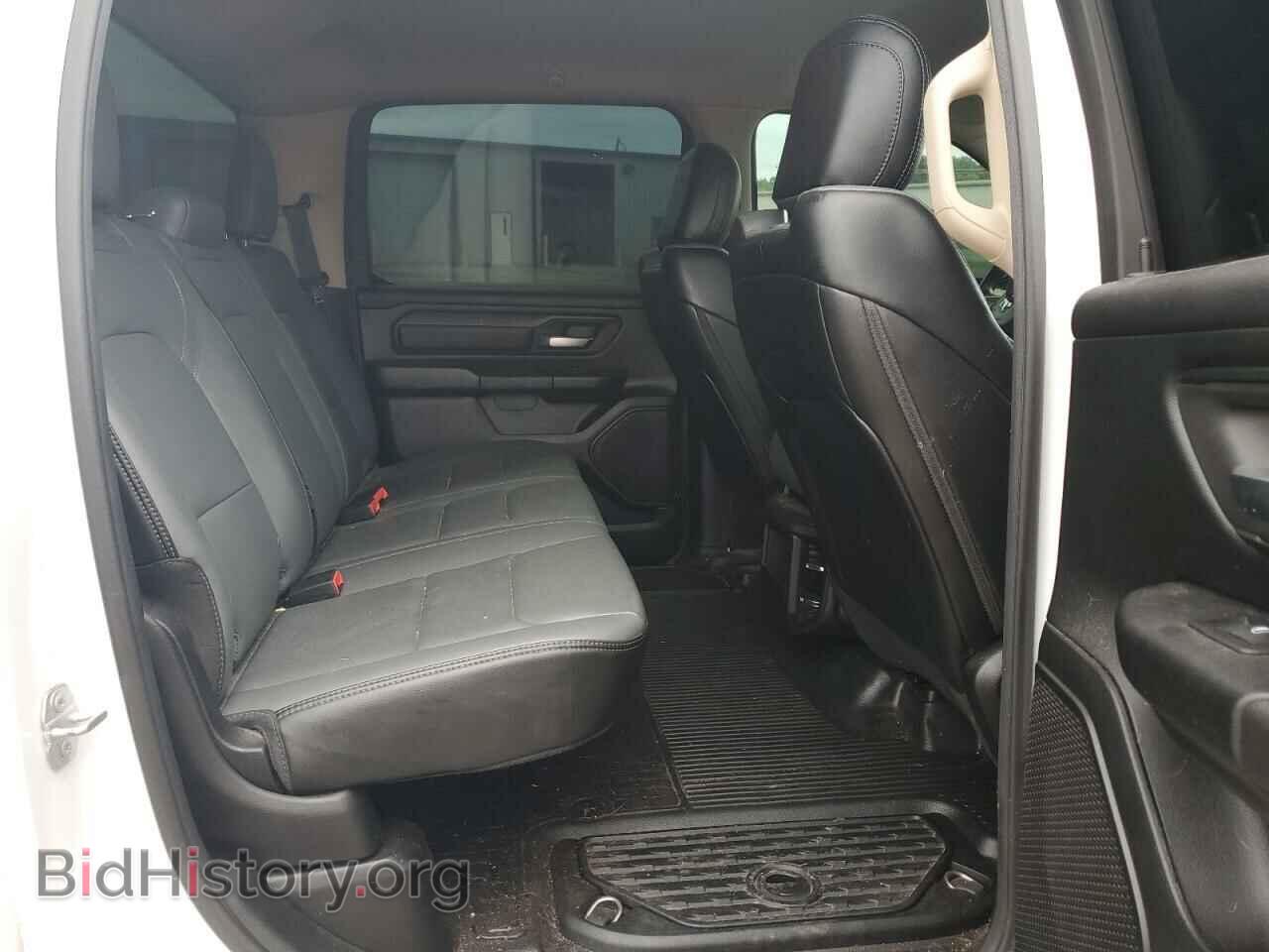 2019 RAM 1500 - VIN: 1C6SRFGT8KN766203 - Фото 10