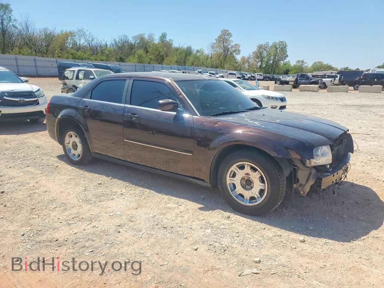 2005 CHRYSLER 300 - VIN: 2C3JA53G45H134024 - Photo 4