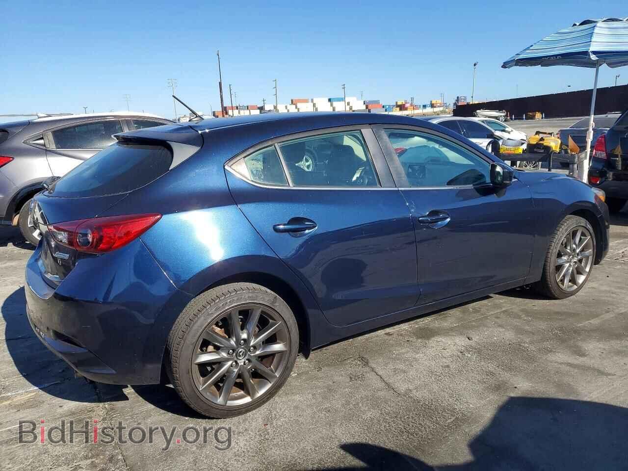 2018 MAZDA 3 - VIN: 3MZBN1L36JM270416 - Photo 3