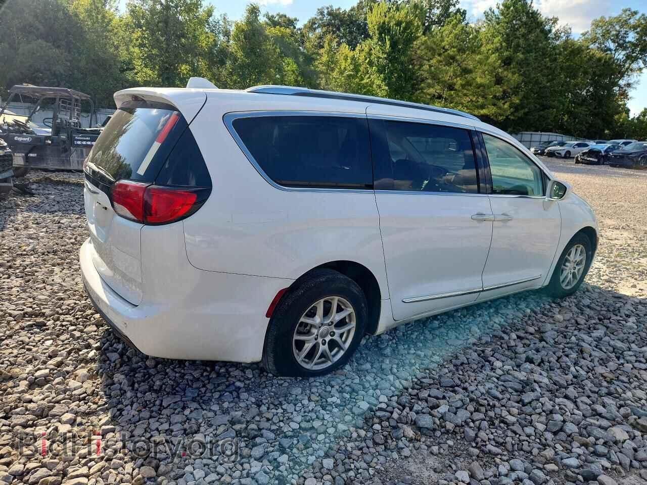 2020 CHRYSLER PACIFICA - VIN: 2C4RC1BG7LR115073 - Photo 3