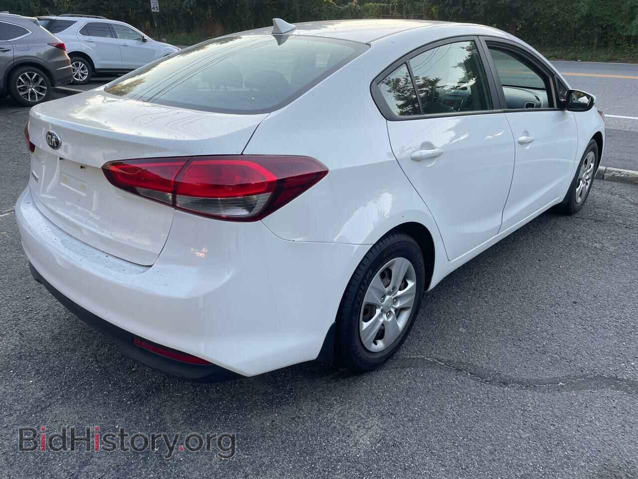 2017 KIA FORTE - VIN: 3KPFK4A78HE049067 - Фото 4