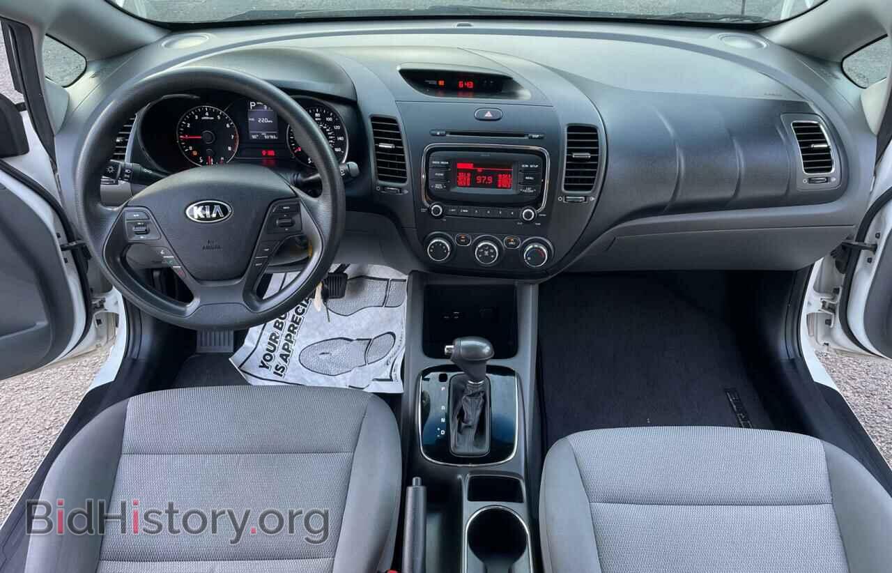 2017 KIA FORTE - VIN: 3KPFK4A78HE049067 - Фото 9