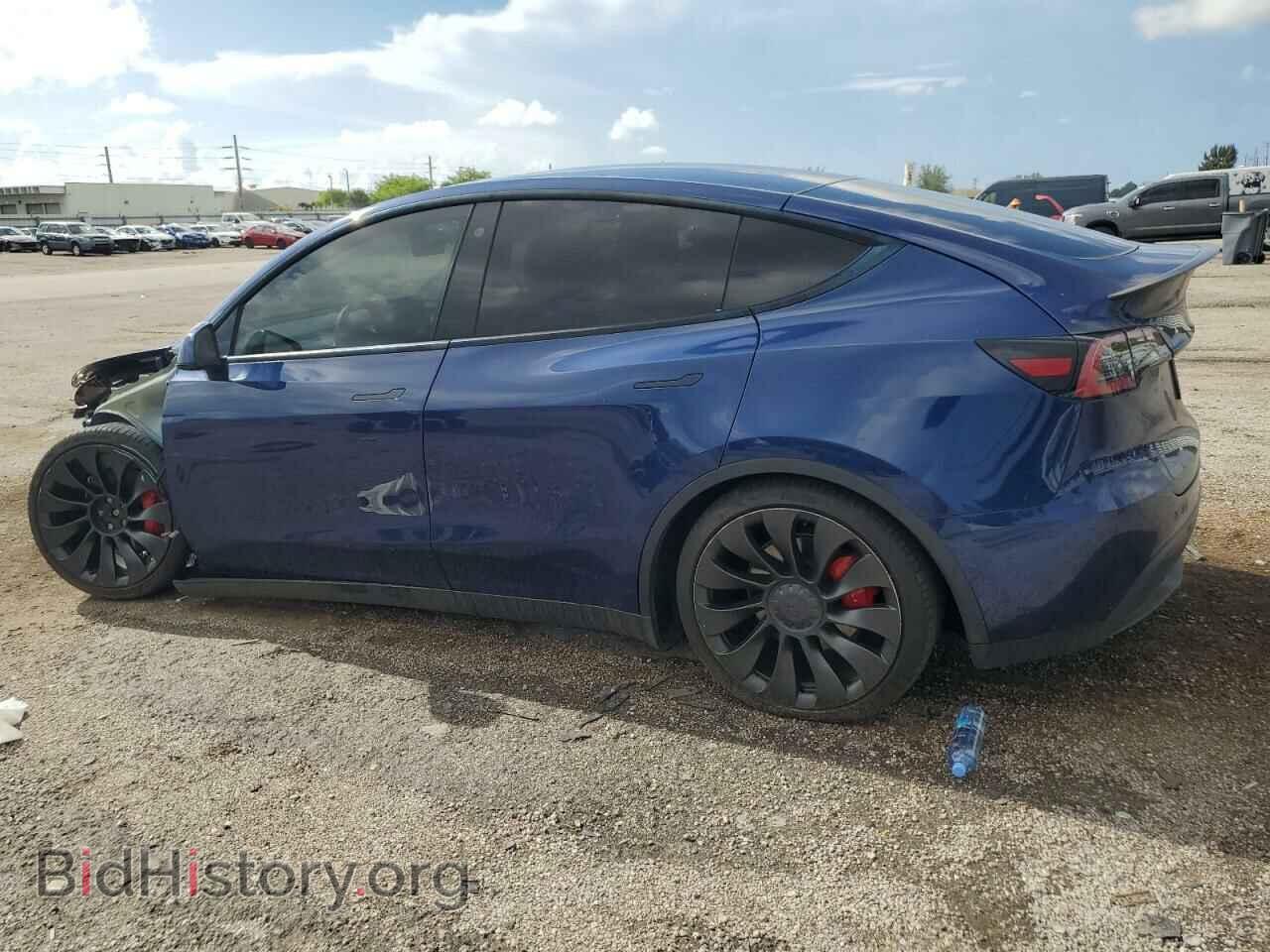 2022 TESLA MODEL Y - VIN: 7SAYGDEF9NF376842 - Фото 2